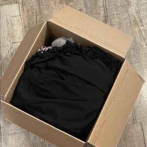 6pc 5lb box Large clothing
